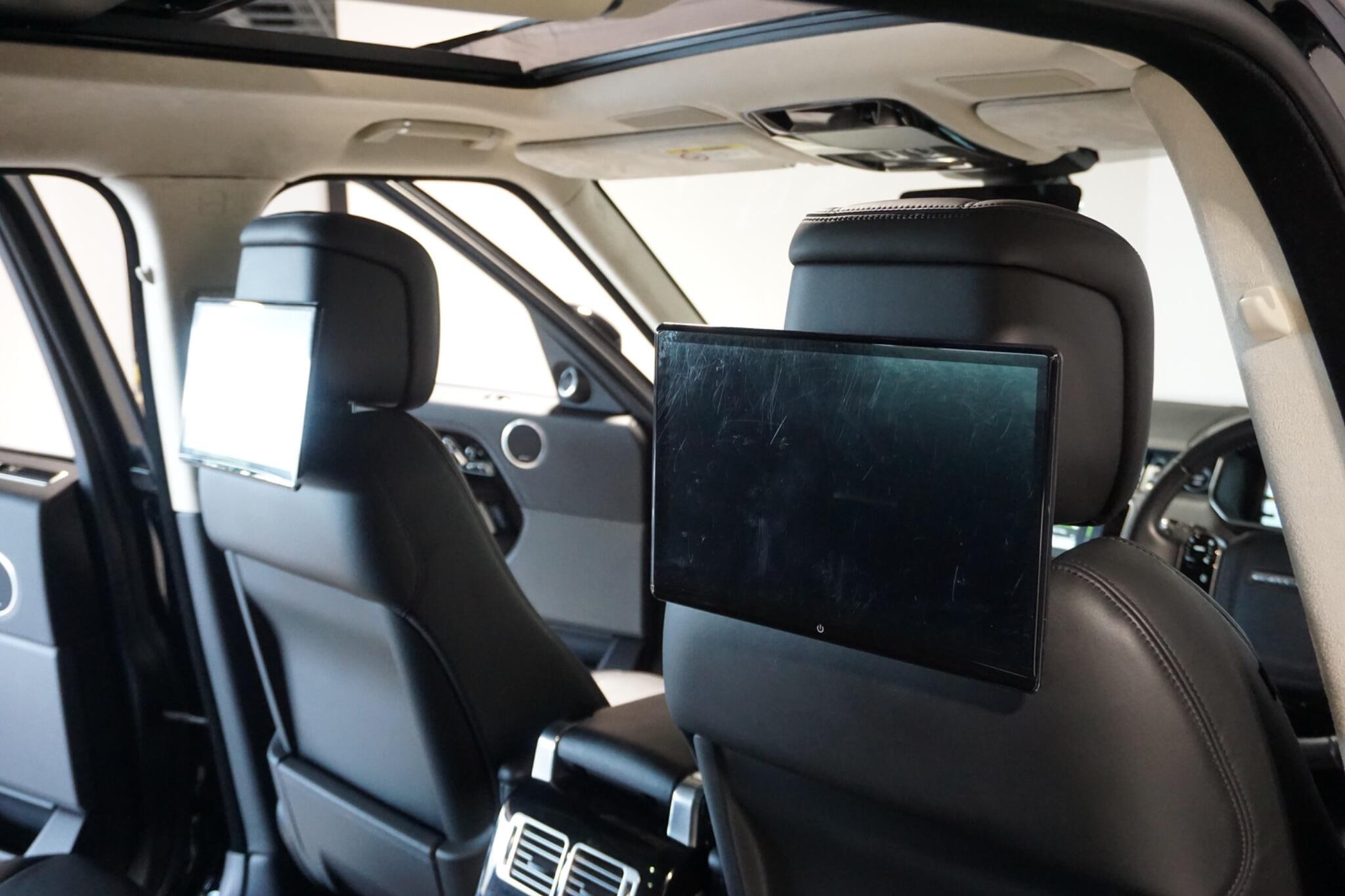 Land Rover Range Rover 2.0 P400e 13.1kWh Westminster Black SUV 5dr Petrol Plug-in Hybrid Auto 4WD Euro 6 (s/s) (404 ps)